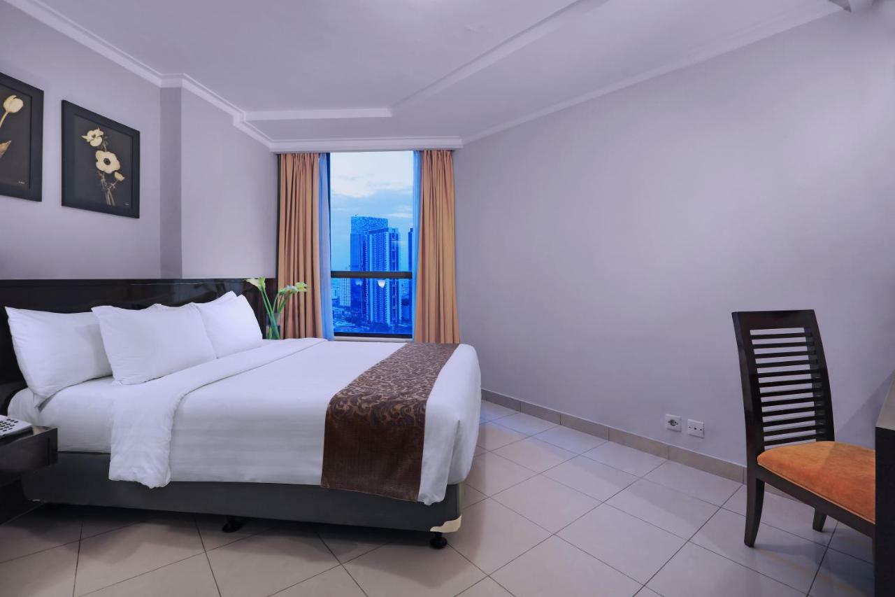 Horison Ultima Suite & Residences Rasuna Jakarta Kültér fotó